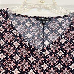 Roz & Ali Floral Geometric Blouse in Pink and Black